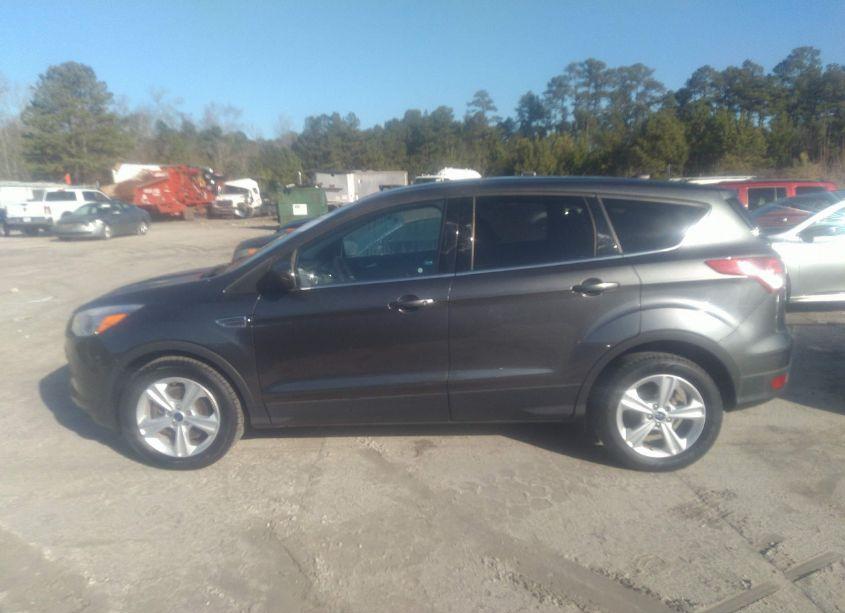 Photo 15 of 2016 Ford Escape SE (VIN 1FMCU9GXXGUC08149)