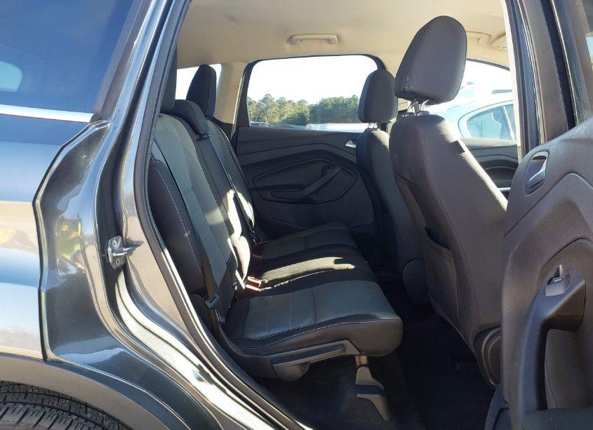 Photo 8 of 2016 Ford Escape SE (VIN 1FMCU9GXXGUC08149)