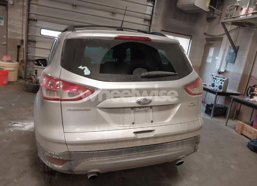 Photo 17 of 2016 Ford Escape SE (VIN 1FMCU9GXXGUC49123)