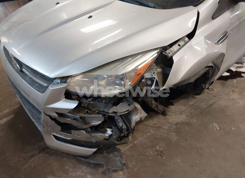 Photo 6 of 2016 Ford Escape SE (VIN 1FMCU9GXXGUC49123)