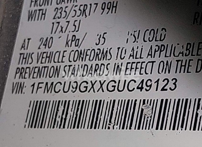 Photo 9 of 2016 Ford Escape SE (VIN 1FMCU9GXXGUC49123)