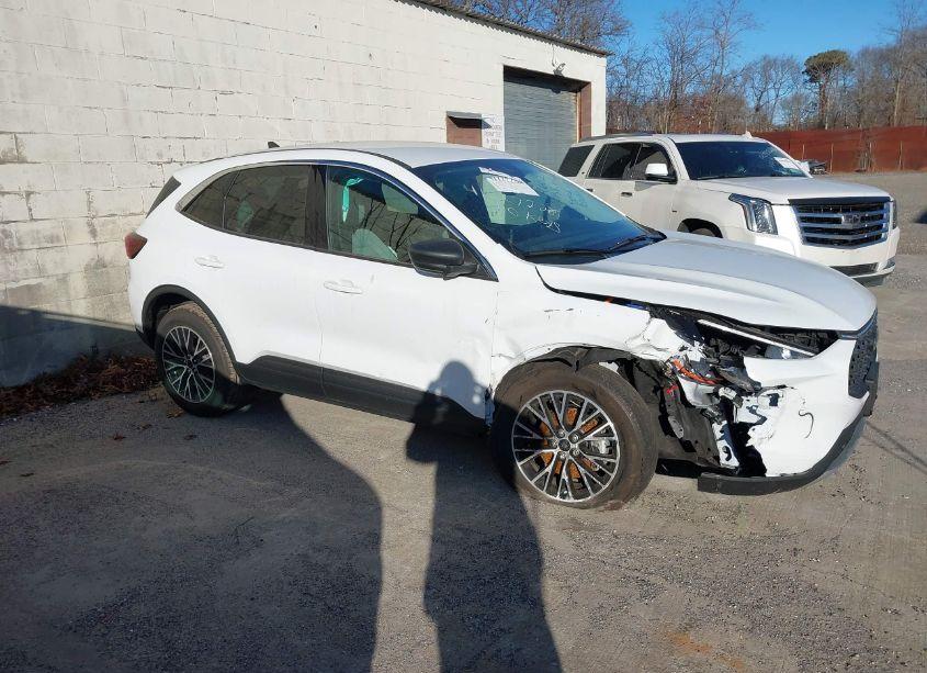 Photo 13 of 2023 Ford Escape ACTIVE (VIN 1FMCU9GZ6PUA81711)