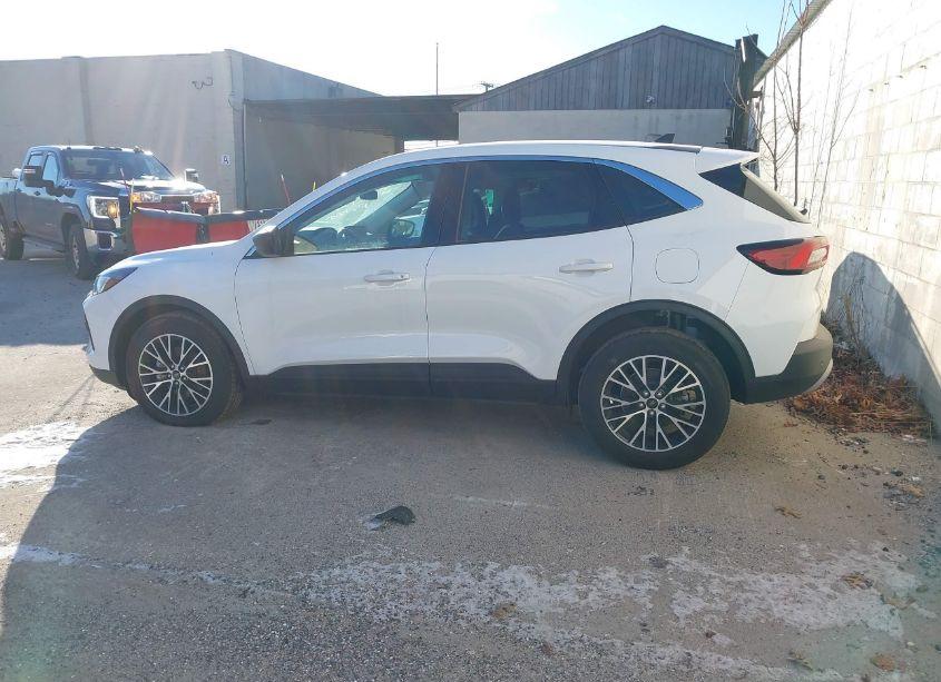 Photo 14 of 2023 Ford Escape ACTIVE (VIN 1FMCU9GZ6PUA81711)