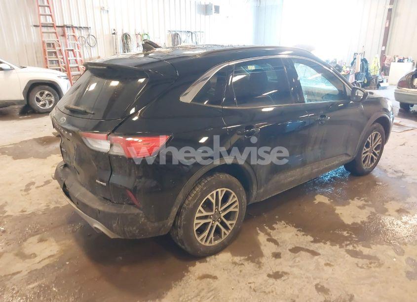 Photo 4 of 2021 Ford Escape SEL (VIN 1FMCU9H60MUA61096)