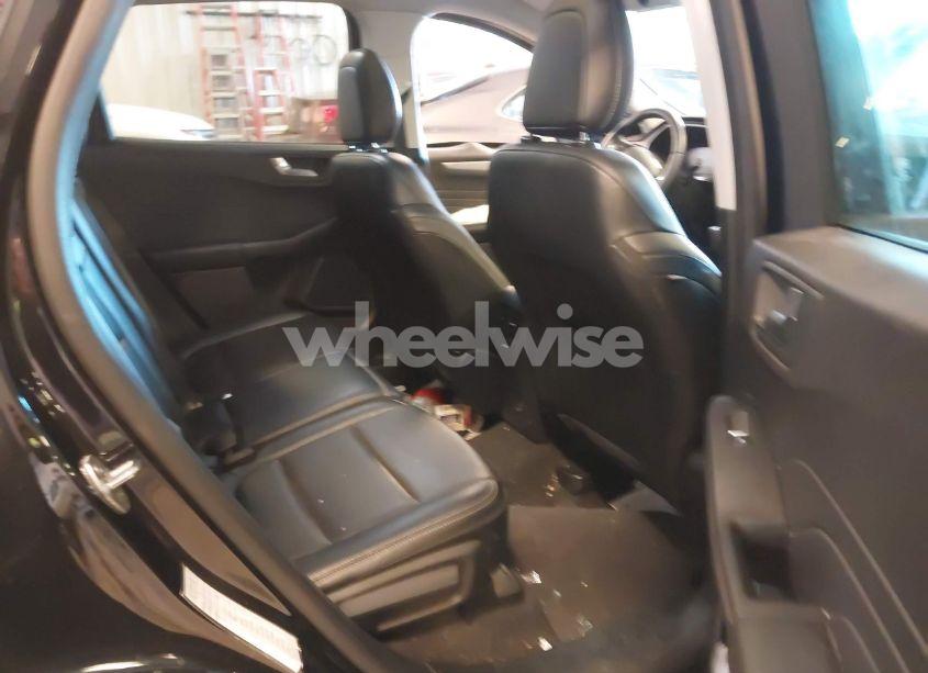 Photo 8 of 2021 Ford Escape SEL (VIN 1FMCU9H60MUA61096)