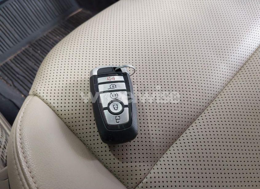 Photo 11 of 2022 Ford Escape SEL (VIN 1FMCU9H60NUA33915)