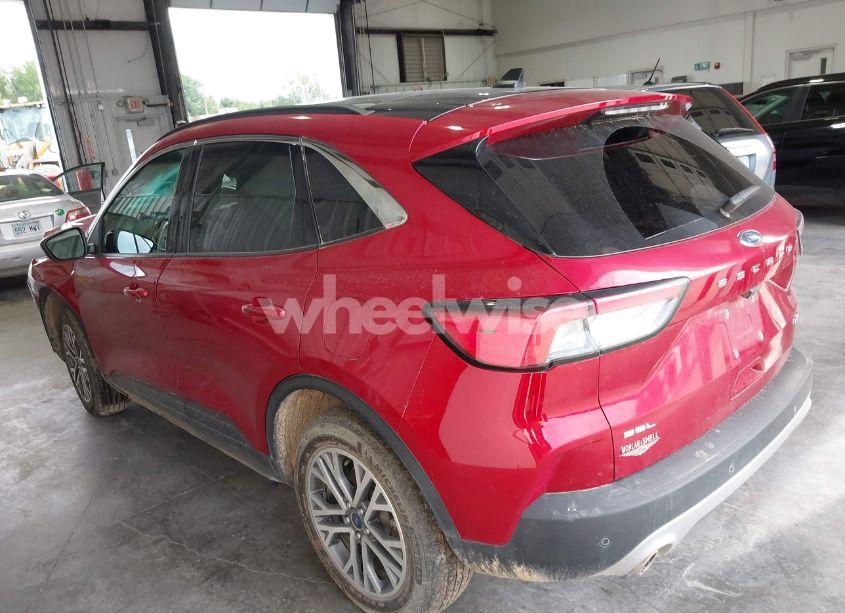 Photo 3 of 2022 Ford Escape SEL (VIN 1FMCU9H60NUA33915)