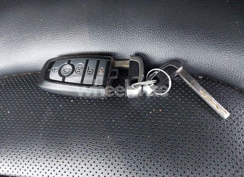 Photo 11 of 2022 Ford Escape SEL (VIN 1FMCU9H61NUA41120)