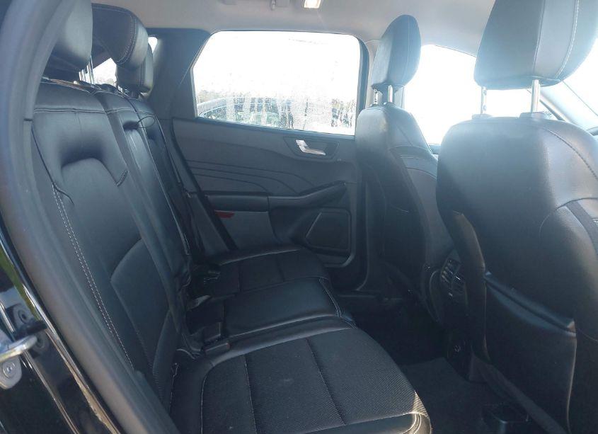 Photo 8 of 2022 Ford Escape SEL (VIN 1FMCU9H61NUA83223)