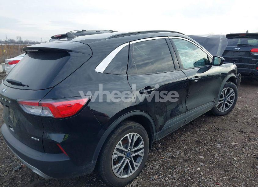 Photo 4 of 2022 Ford Escape SEL (VIN 1FMCU9H61NUB92636)