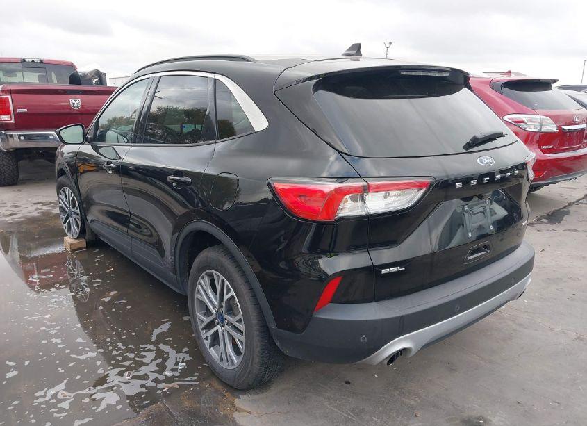 Photo 3 of 2021 Ford Escape SEL (VIN 1FMCU9H62MUA51931)