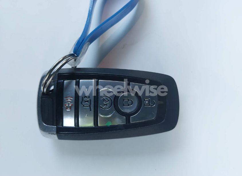 Photo 11 of 2020 Ford Escape SEL (VIN 1FMCU9H63LUB65547)