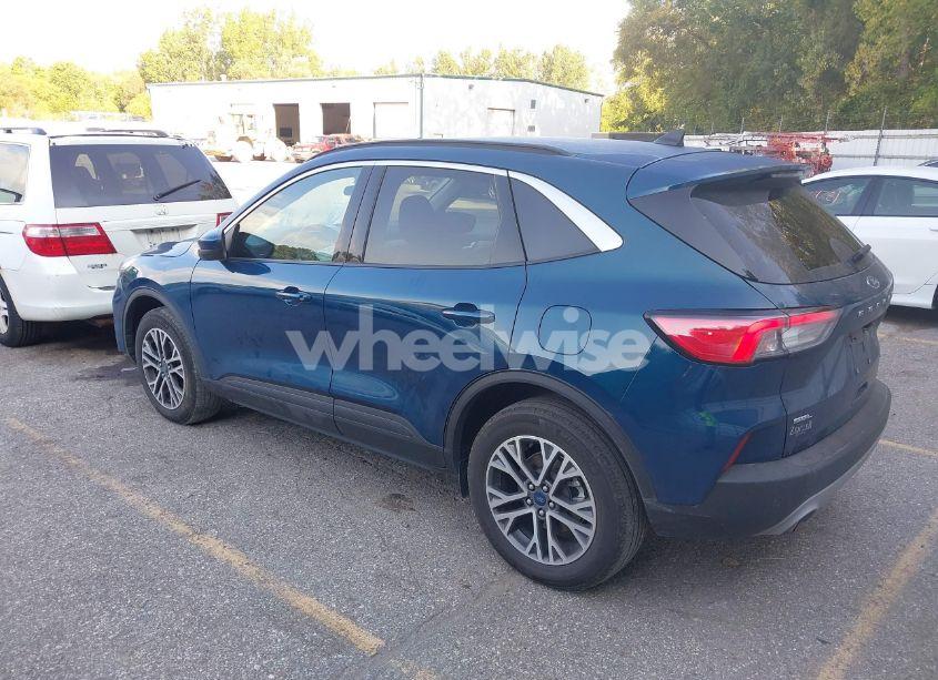Photo 3 of 2020 Ford Escape SEL (VIN 1FMCU9H63LUB65547)