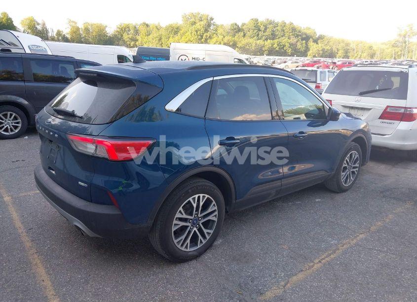 Photo 4 of 2020 Ford Escape SEL (VIN 1FMCU9H63LUB65547)