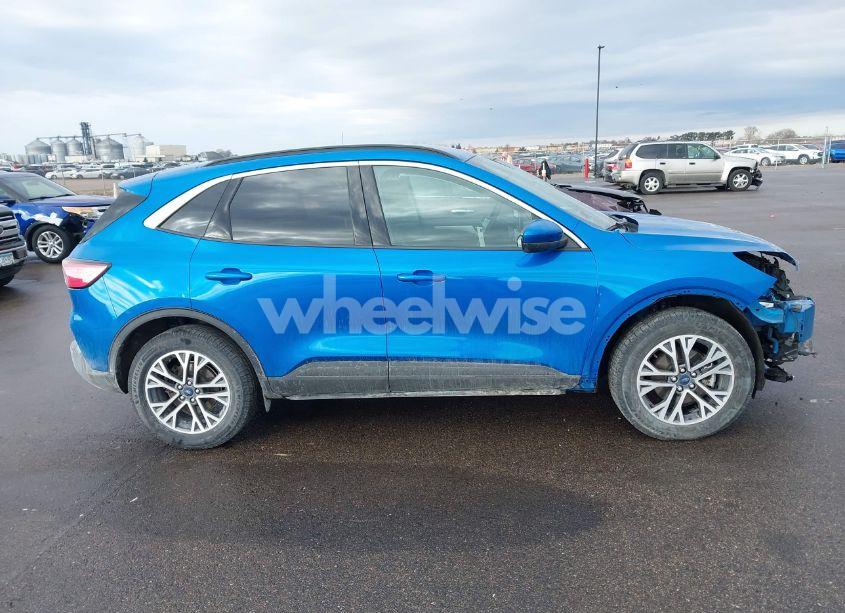 Photo 14 of 2020 Ford Escape SEL (VIN 1FMCU9H63LUB69176)