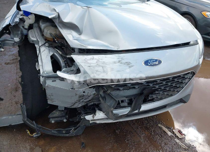 Photo 18 of 2021 Ford Escape SEL (VIN 1FMCU9H63MUA78622)
