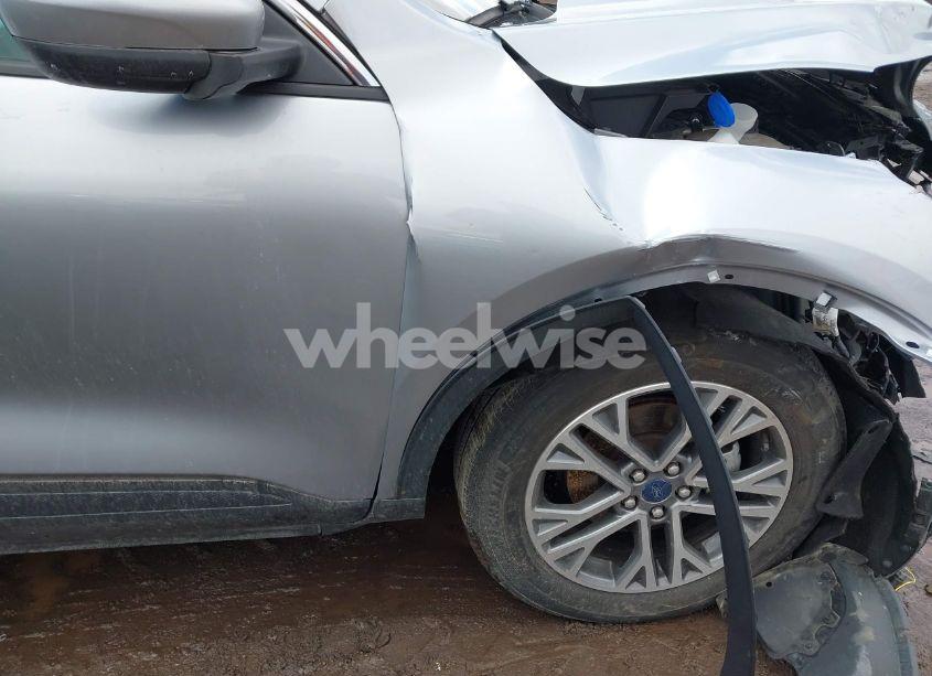 Photo 21 of 2021 Ford Escape SEL (VIN 1FMCU9H63MUA78622)