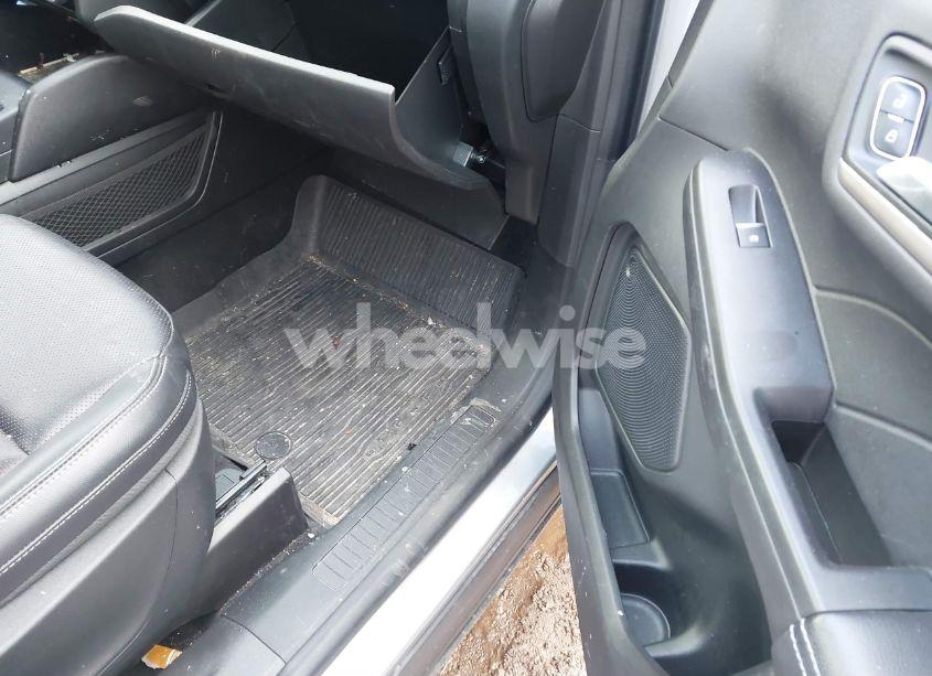 Photo 5 of 2021 Ford Escape SEL (VIN 1FMCU9H63MUA78622)