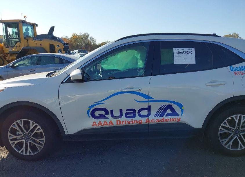 Photo 14 of 2022 Ford Escape SEL (VIN 1FMCU9H63NUA07938)