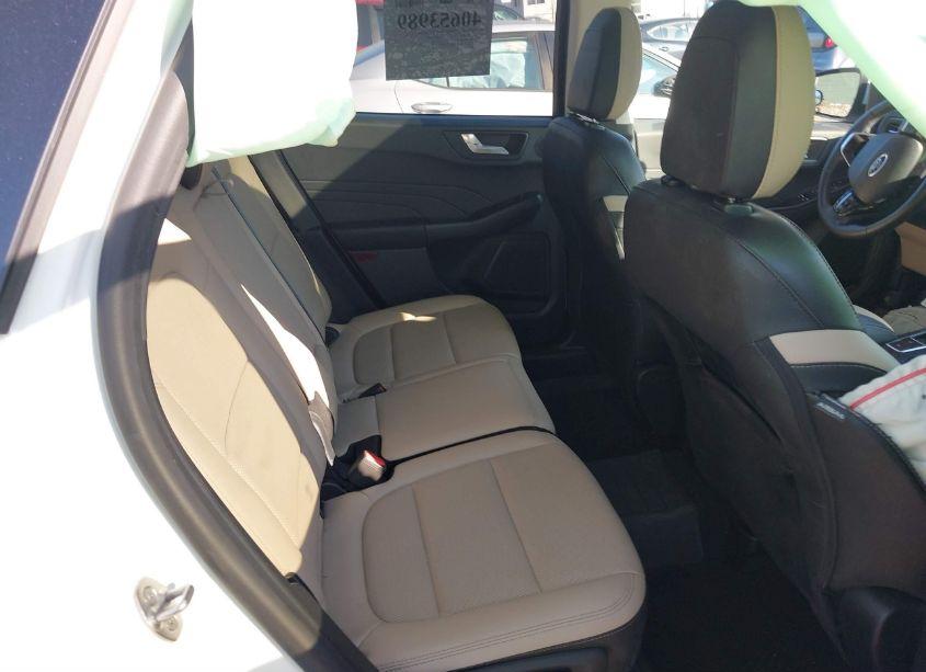 Photo 8 of 2022 Ford Escape SEL (VIN 1FMCU9H63NUA07938)