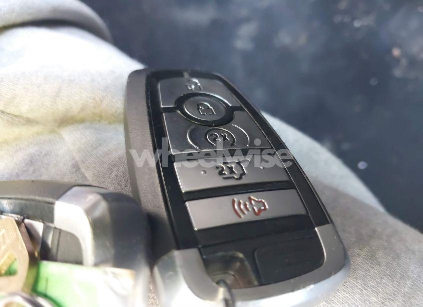 Photo 11 of 2020 Ford Escape SEL (VIN 1FMCU9H64LUA44753)