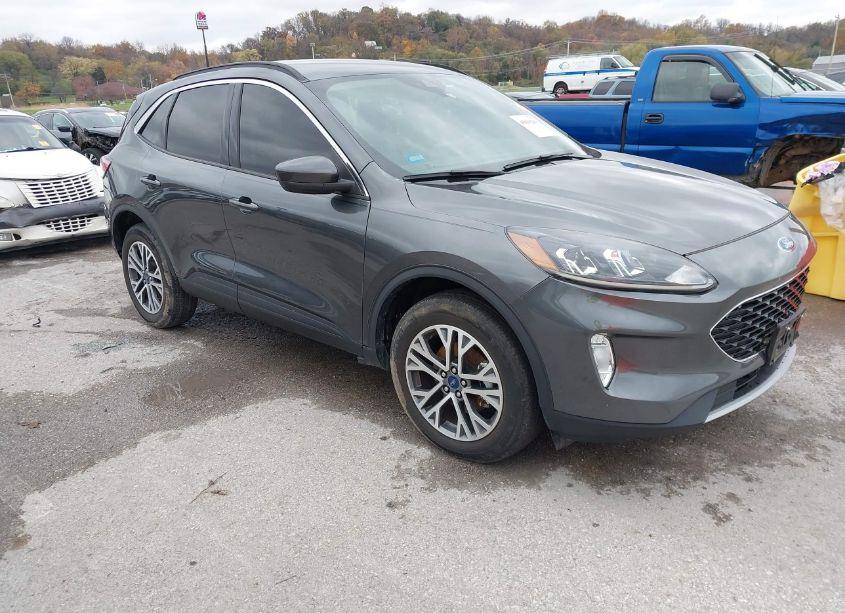 2020 Ford Escape SEL (VIN 1FMCU9H64LUA76621) main photo