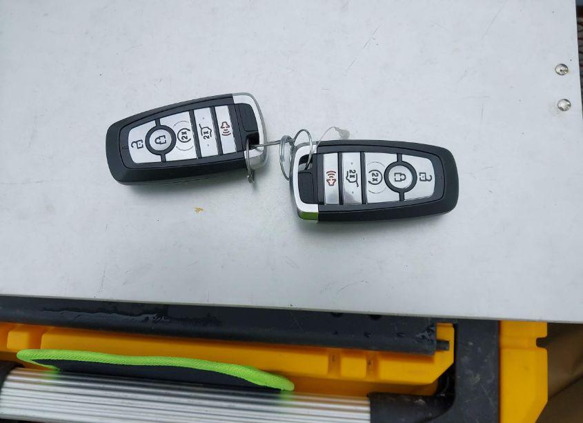 Photo 11 of 2020 Ford Escape SEL (VIN 1FMCU9H64LUA76621)