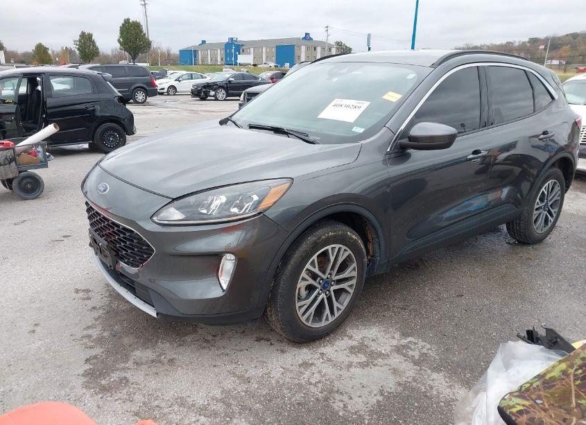 Photo 2 of 2020 Ford Escape SEL (VIN 1FMCU9H64LUA76621)