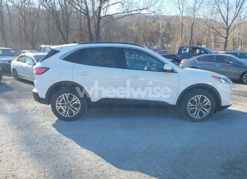 Photo 13 of 2020 Ford Escape SEL (VIN 1FMCU9H64LUB10069)