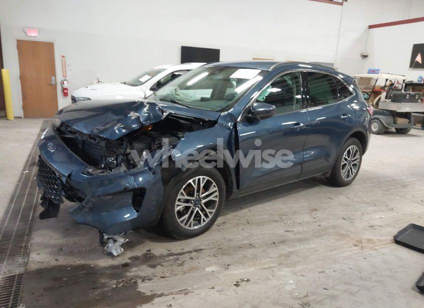 Photo 2 of 2020 Ford Escape SEL (VIN 1FMCU9H64LUB65444)