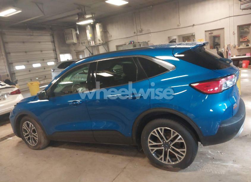 Photo 13 of 2020 Ford Escape SEL (VIN 1FMCU9H65LUB96802)