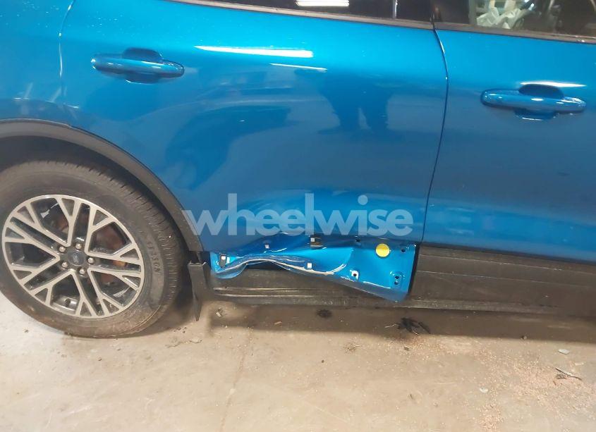 Photo 16 of 2020 Ford Escape SEL (VIN 1FMCU9H65LUB96802)