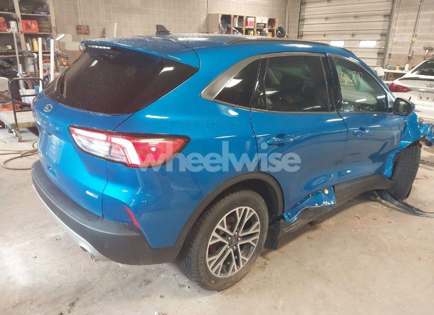 Photo 4 of 2020 Ford Escape SEL (VIN 1FMCU9H65LUB96802)