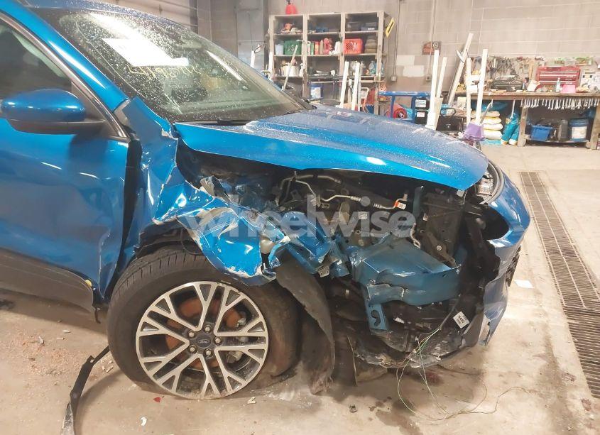 Photo 6 of 2020 Ford Escape SEL (VIN 1FMCU9H65LUB96802)