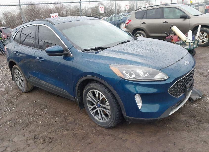 2020 Ford Escape SEL (VIN 1FMCU9H65LUC74379) main photo