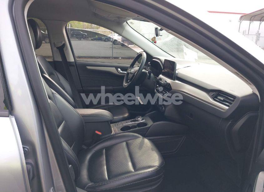 Photo 5 of 2021 Ford Escape SEL (VIN 1FMCU9H65MUA11214)