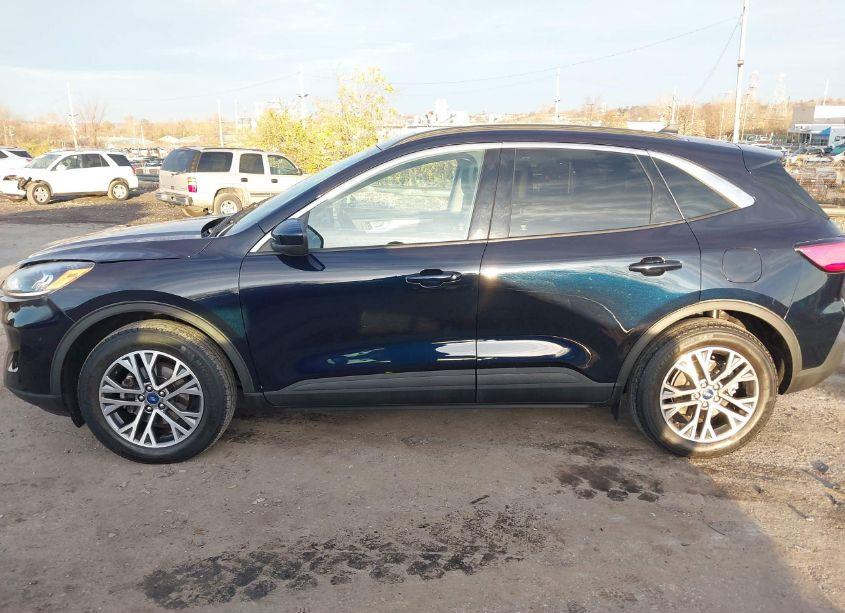 Photo 6 of 2021 Ford Escape SEL (VIN 1FMCU9H65MUB33989)