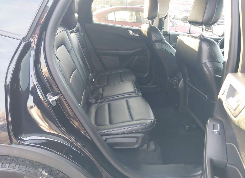 Photo 8 of 2021 Ford Escape SEL (VIN 1FMCU9H65MUB33989)