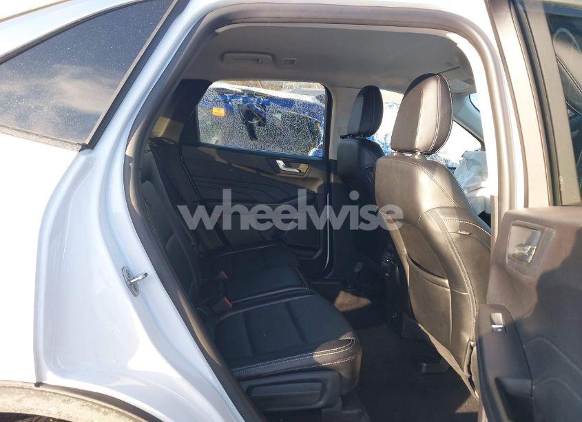 Photo 8 of 2022 Ford Escape SEL (VIN 1FMCU9H65NUA18052)