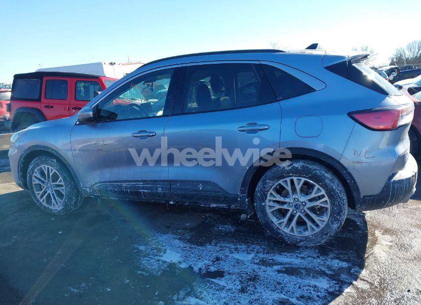 Photo 14 of 2022 Ford Escape SEL (VIN 1FMCU9H65NUB94311)