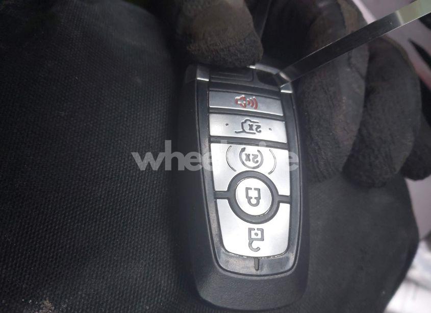 Photo 11 of 2020 Ford Escape SEL (VIN 1FMCU9H66LUA29963)