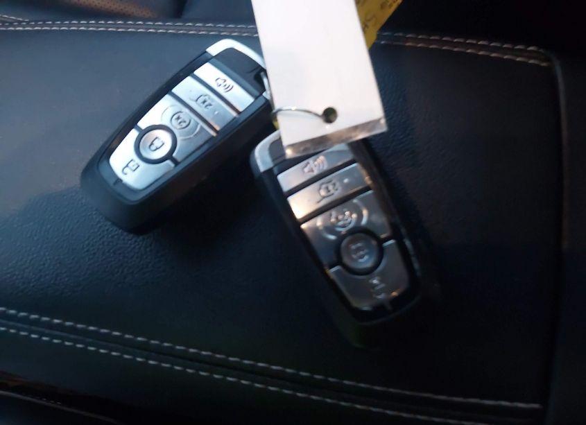 Photo 11 of 2020 Ford Escape SEL (VIN 1FMCU9H66LUA49663)