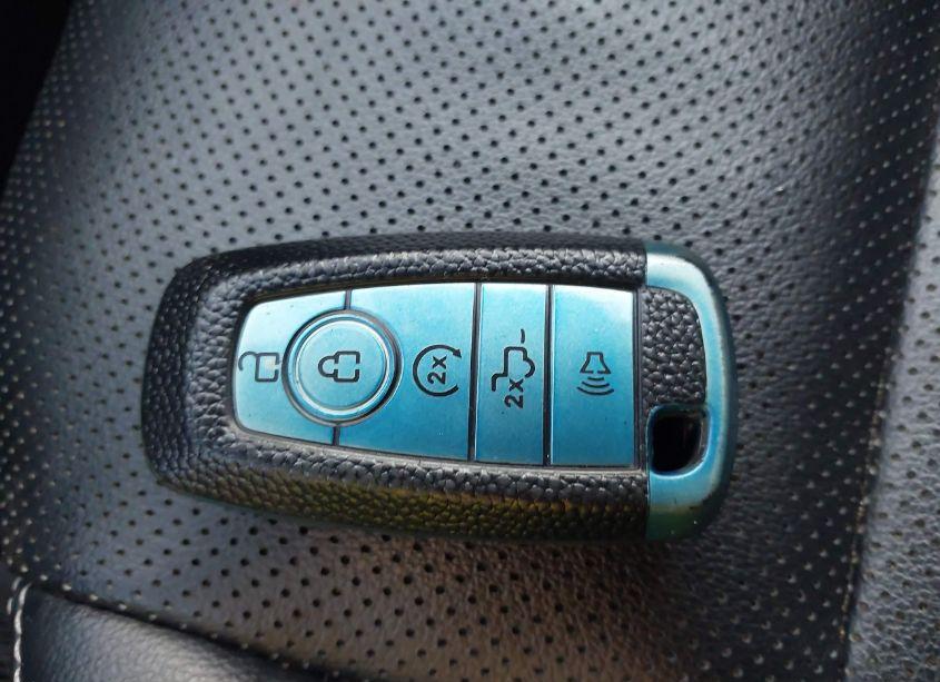 Photo 11 of 2021 Ford Escape SEL (VIN 1FMCU9H66MUA51916)