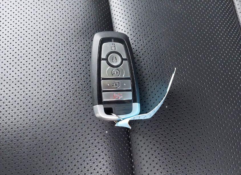 Photo 11 of 2021 Ford Escape SEL (VIN 1FMCU9H66MUB10253)