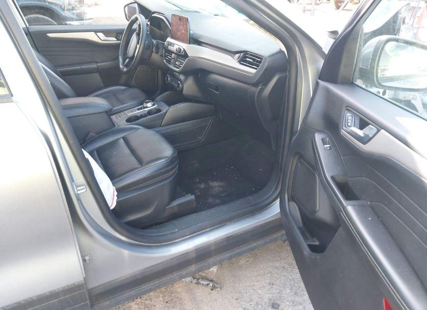 Photo 5 of 2022 Ford Escape SEL (VIN 1FMCU9H66NUA18058)