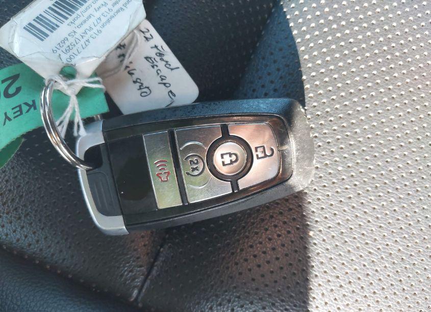 Photo 11 of 2022 Ford Escape SEL (VIN 1FMCU9H66NUA66840)