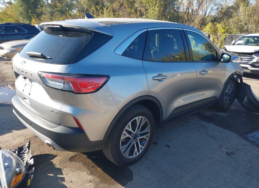 Photo 4 of 2022 Ford Escape SEL (VIN 1FMCU9H66NUA66840)
