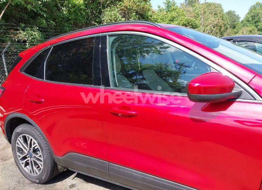 Photo 13 of 2020 Ford Escape SEL (VIN 1FMCU9H67LUA92652)