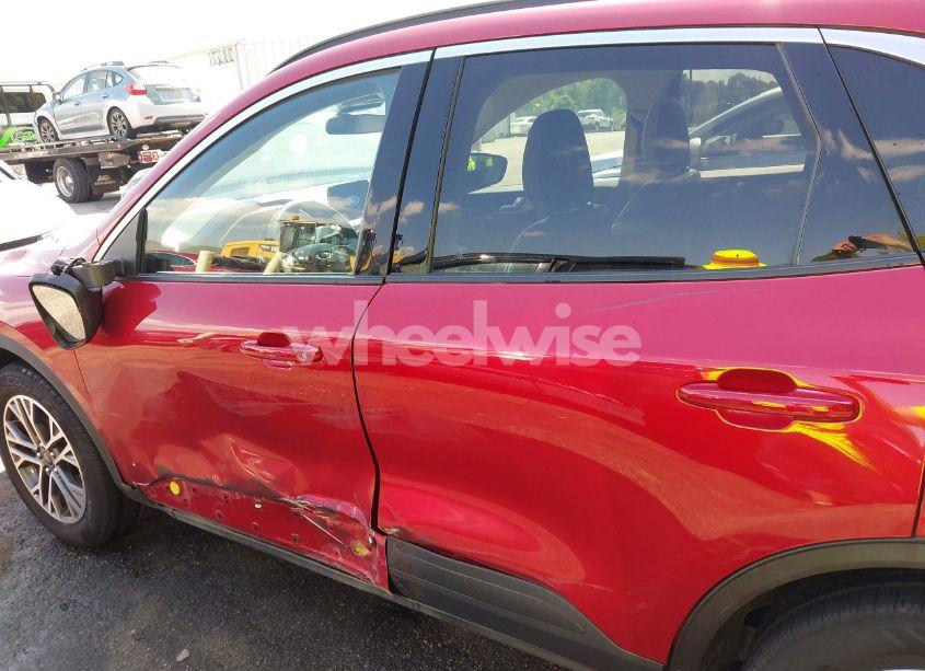 Photo 14 of 2020 Ford Escape SEL (VIN 1FMCU9H67LUA92652)