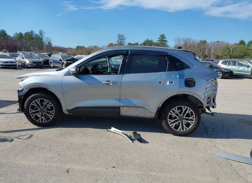 Photo 15 of 2022 Ford Escape SEL (VIN 1FMCU9H67NUB44672)